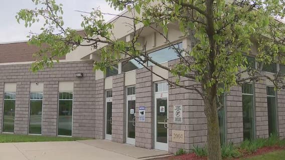 Parent says substitute teacher grabbed her 9-year-old by neck in Mount Clemens