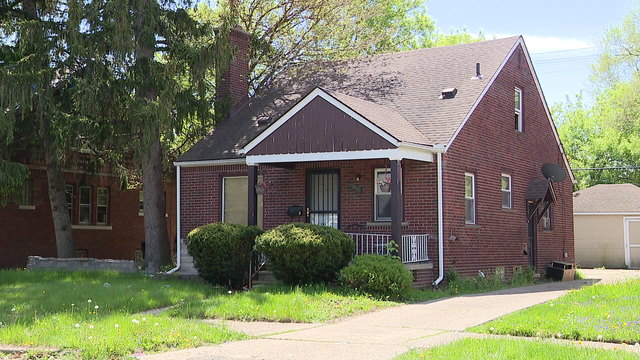 Two people found dead in house fire on Detroit's east side Saturday night