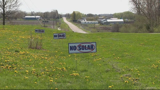 Farmers divided over $100 million Lapeer County solar complex plan