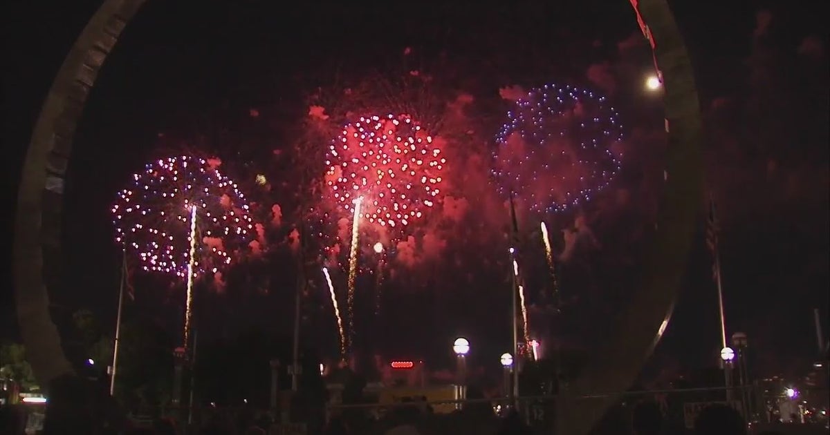 Detroit City Council approves curfew change for teens at Ford Fireworks show