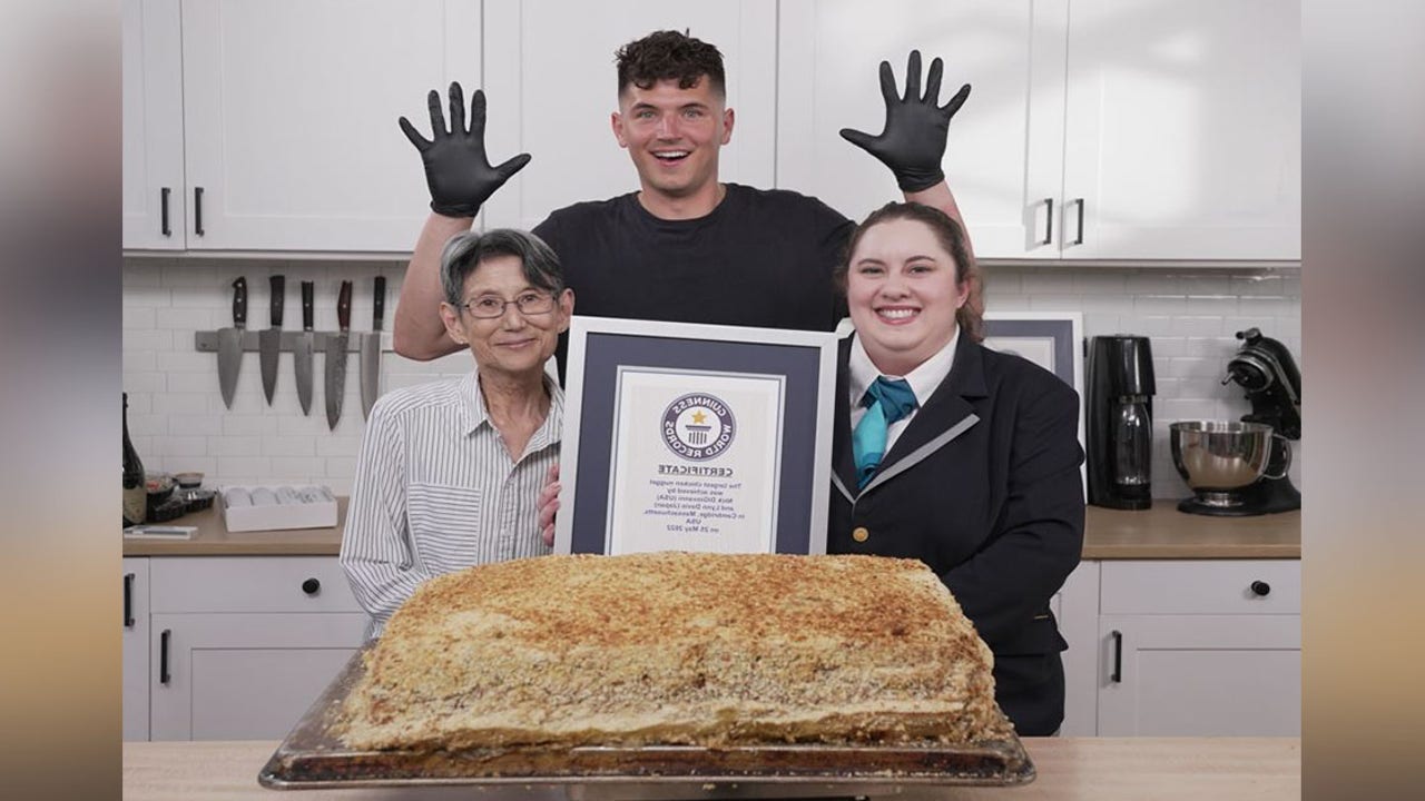 World's largest chicken nugget weighing 46 pounds sets Guinness record - Vimarsana News
