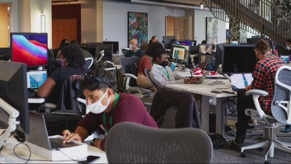 1st graduation class of Detroit Apple Developer Academy encourages diversity in tech