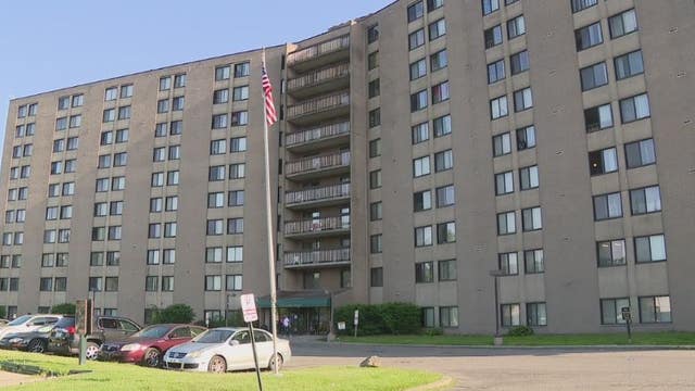 Residents of Inkster high-rise without a/c brace for heat wave