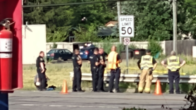 Man finds body in drainage ditch while walking in Chesterfield Twp.