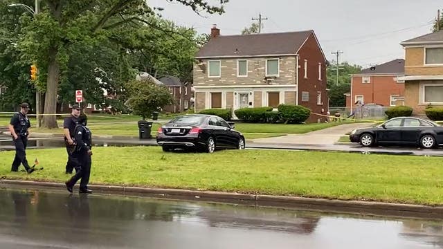 Man shot, killed while leaving Detroit home to go to doctor