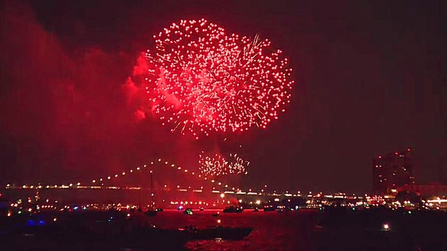 What a show: Ford Fireworks resume downtown after 2 year pause