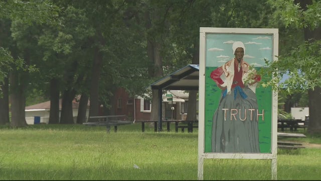 Shootings at Detroit apartment, Krainz Park leave 1 dead and 3 wounded