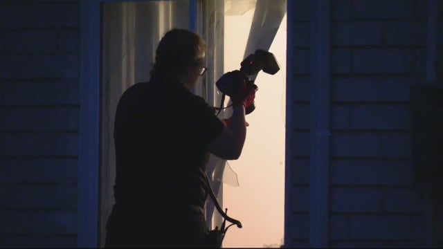 17-year-old fatally shot, 2 others injured by gunfire targeting Detroit apartment