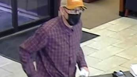 Ann Arbor police looking for suspect of Chase Bank robbery