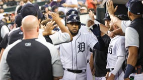 Tigers pound Manaea, Padres for 12-4 win
