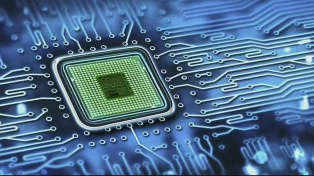 House Speaker Pelosi visits Detroit to push Chips Act to boost semiconductor manufacturing in the U.S.