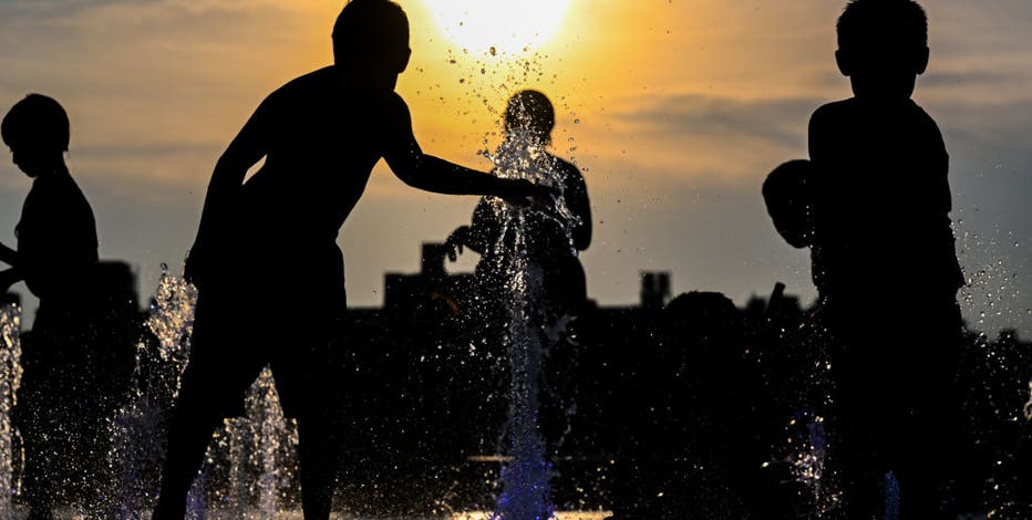 Extreme Heat Watch ushers in the start of summer this weekend in Metro Detroit