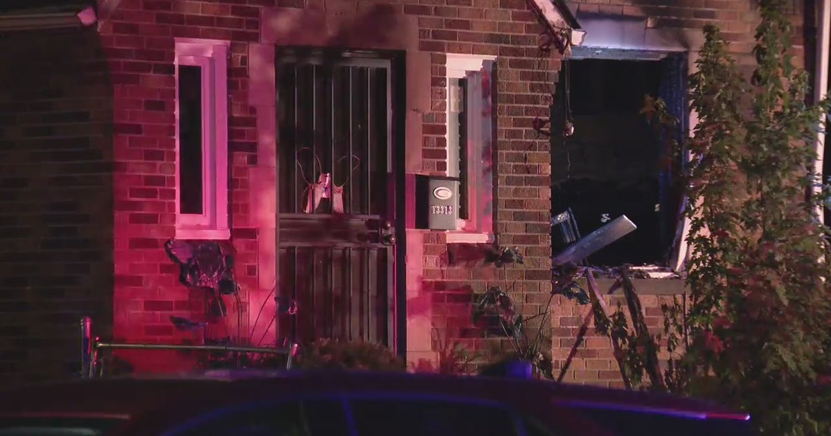 Couple dies from smoke inhalation after fire tears through Detroit home ...