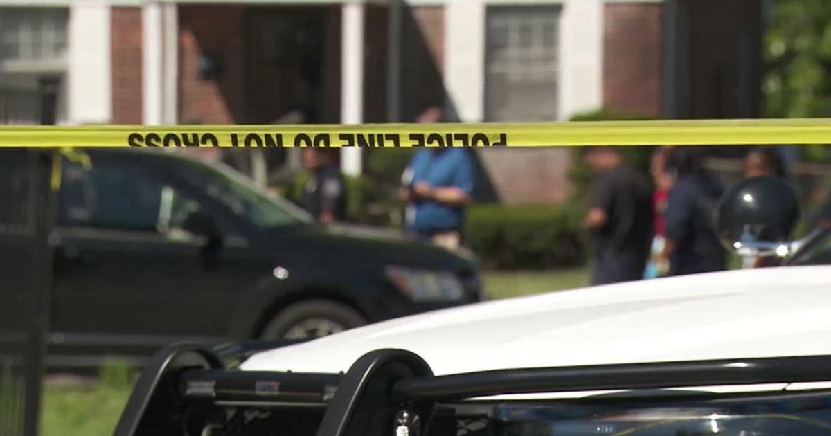 Woman found dead in back of SUV on Detroit's west side | FOX 2 Detroit