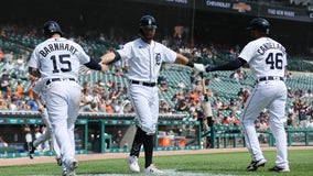 Manning throws 6 scoreless, Tigers beat Giants 6-1 for split