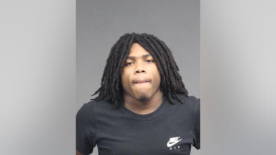 Eastpointe police escapee has history of fleeing, authorities say