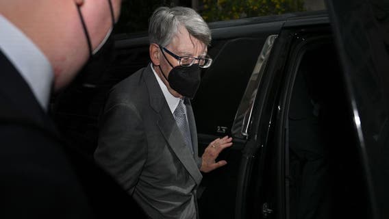 Author Stephen King testifies as star witness in books merger trial