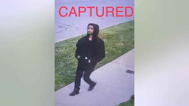 Detroit police take alleged gunman into custody after 3 people 'randomly' killed on Sunday