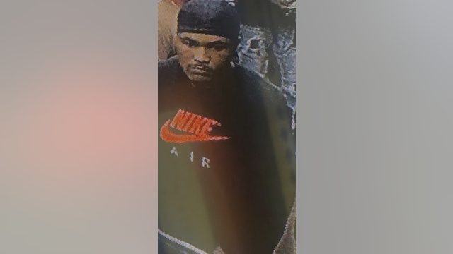 Detroit police searching for suspect who shot 19-year-old on city's west side