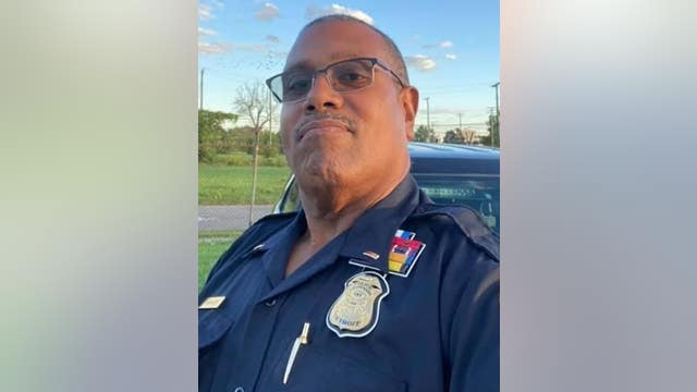 Former Detroit police lieutenant pleads guilty in towing bribery scheme