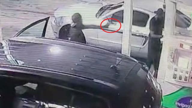 Detroit man charged with federal carjacking crimes after two men robbed at gunpoint