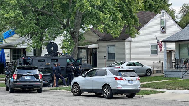 Man wanted for Detroit murder over BBQ chicken in custody, young child safe