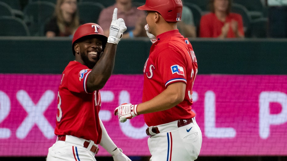 Trio of homers in first 3 innings help Rangers beat Tigers