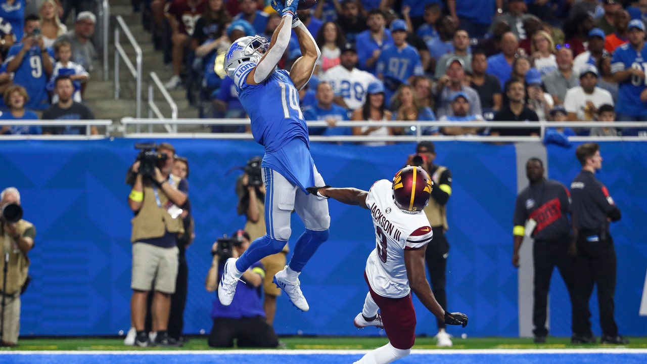 Aidan Hutchinson: Detroit Lions DE 3 sacks in 1st half vs. Commanders