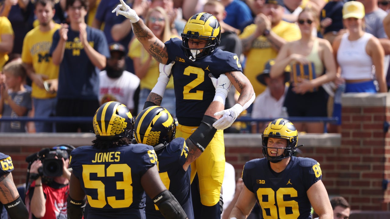 Michigan s Blake Corum among pre season All Americans