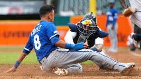 Witt's go-ahead double in 8th lifts Royals past Tigers, 3-2