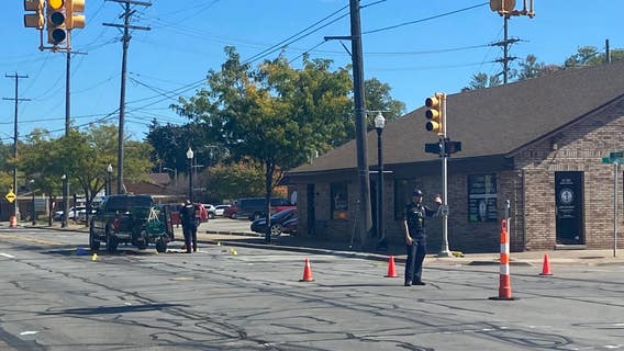 New Baltimore 7-year-old girl hit by pickup while walking to school