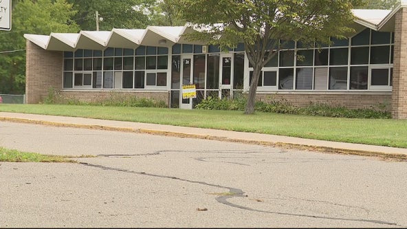 2nd grader accused of threatening students with knife at Livonia elementary school, parents say