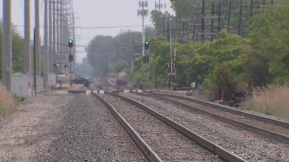 Expert says railroad worker strike would 'devastate' economy