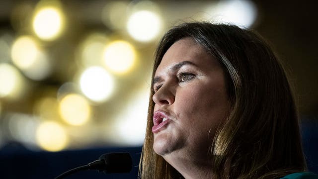 Sarah Sanders leaves hospital after thyroid cancer surgery