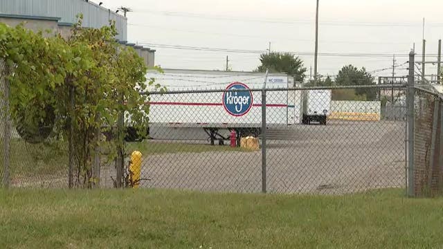 2 seriously injured after semi-truck trailer falls on them at Kroger Distribution Center