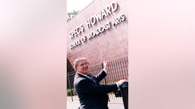Specs Howard, radio pioneer and founder of Specs Howard School of Media Arts, dies at 96
