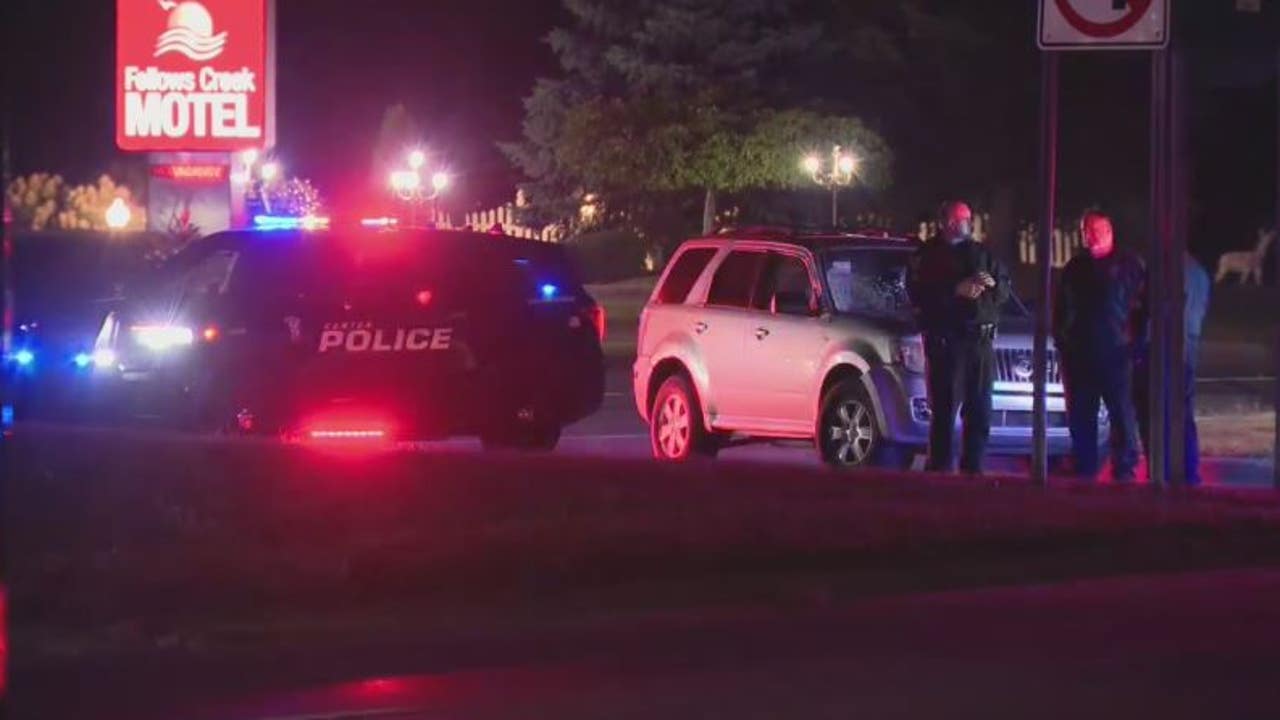 Suspected drunk driver fatally hits pedestrian on Michigan Avenue in Canton