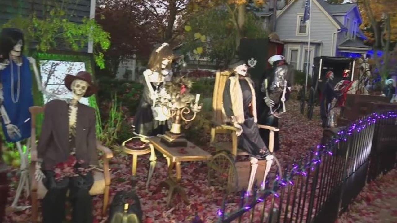 'Terror on Tillson' street's Halloween tradition raises money for