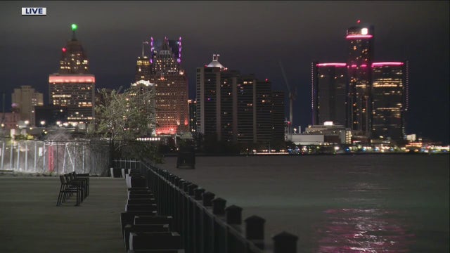 Metro Detroit weather: Cold and wet Tuesday with snow-rain mix