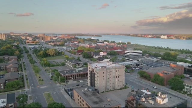 Detroit to pay residents to complete education, enter jobforce