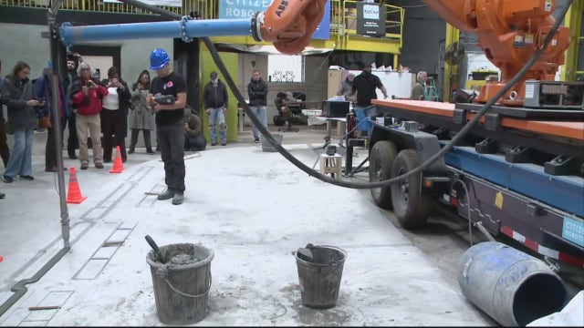Group gets to work on Detroit's first 3D-printed house