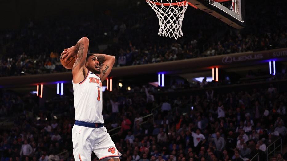 Knicks rout Pistons 130-106 in Brunson's home debut at MSG