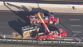 Gravel hauler loses trailer on I-75, spilling load of dirt on freeway