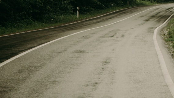 Monroe woman killed in crash after losing control on icy roads