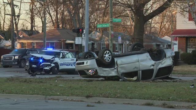 2 Detroit police officers injured in crash responding to shooting call at Henry Ford HS