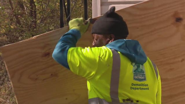 Detroit at Work program has thousands of job openings as city unemployment hits 20-year low