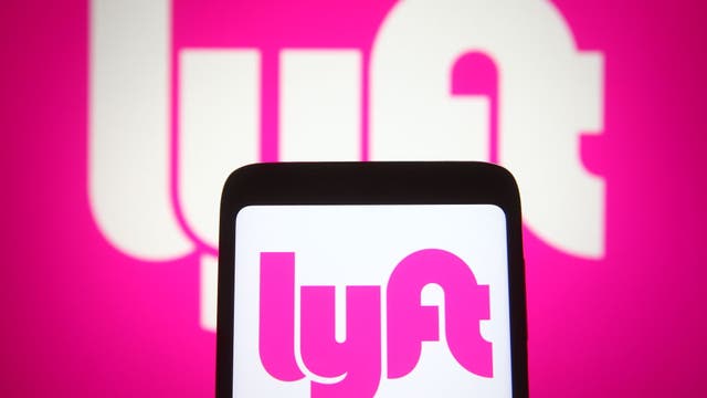 Suspects accused of targeting Detroit Lyft drivers to steal their cars, clothes at gunpoint
