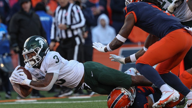 Michigan State halts skid by upending No. 14 Illinois 23-15