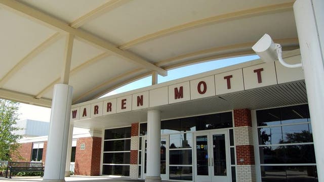 Warren Mott High School closed Monday for threat made on snapchat