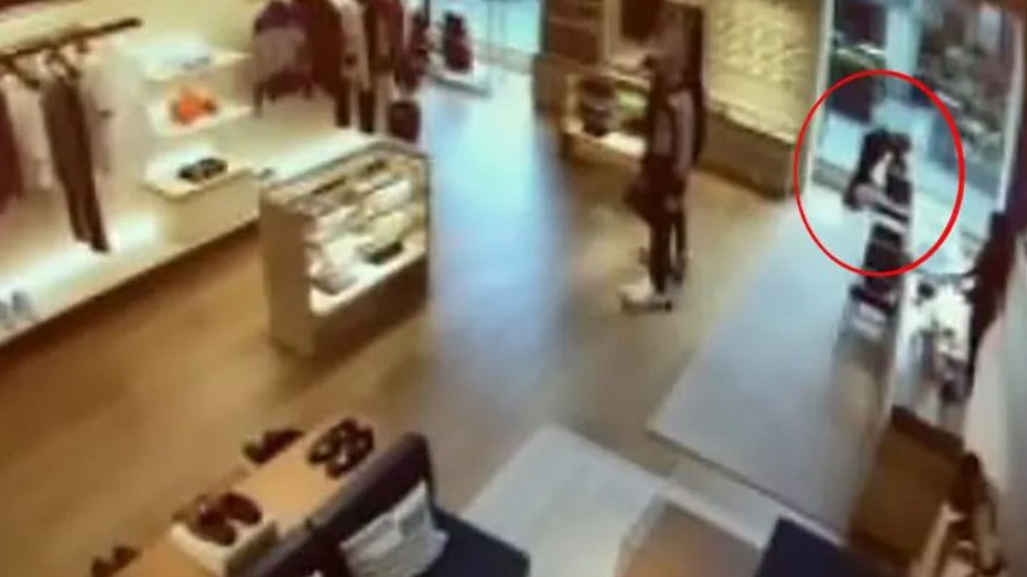 Funny & Shocking Videos of Looters Being Looted After Stealing From Luxury  Stores like Chanel, Coach